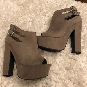 Bamboo Grey Strappy Booties - Size 9